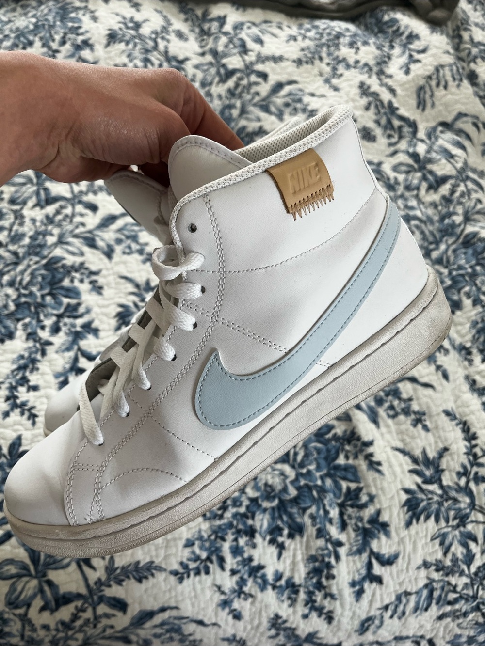 Nike Court Royale 2 shoes